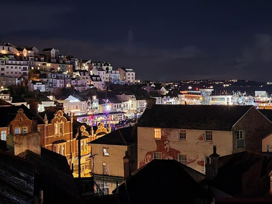 Stunning Penthouse Views To Harbour With Parking. Apartamento Brixham Exterior foto