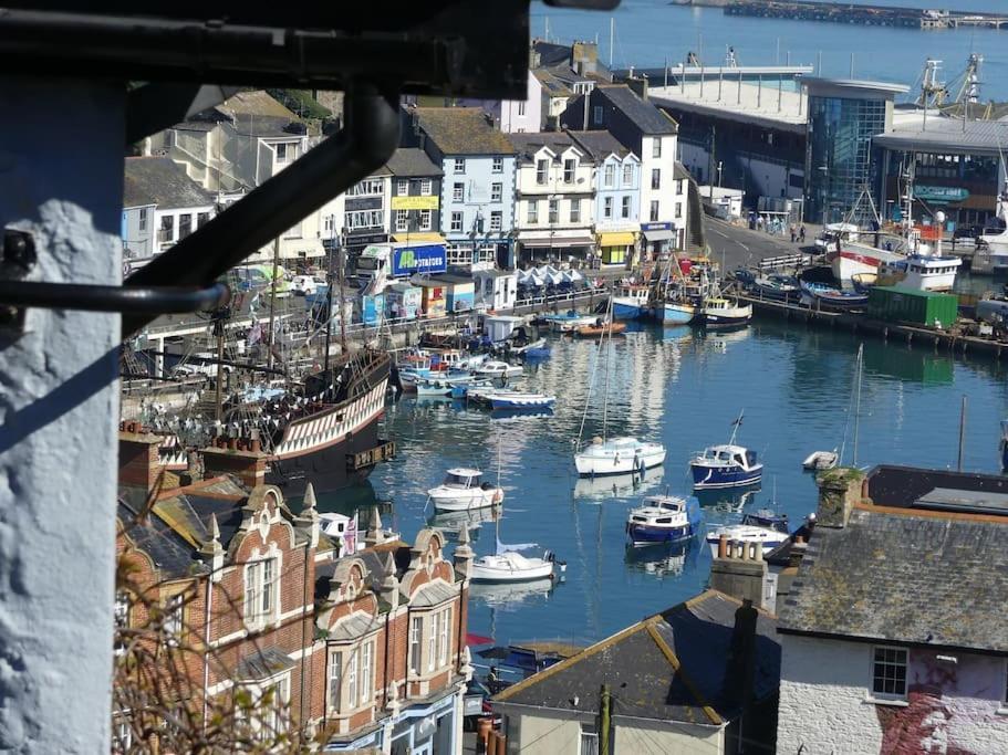 Stunning Penthouse Views To Harbour With Parking. Apartamento Brixham Exterior foto