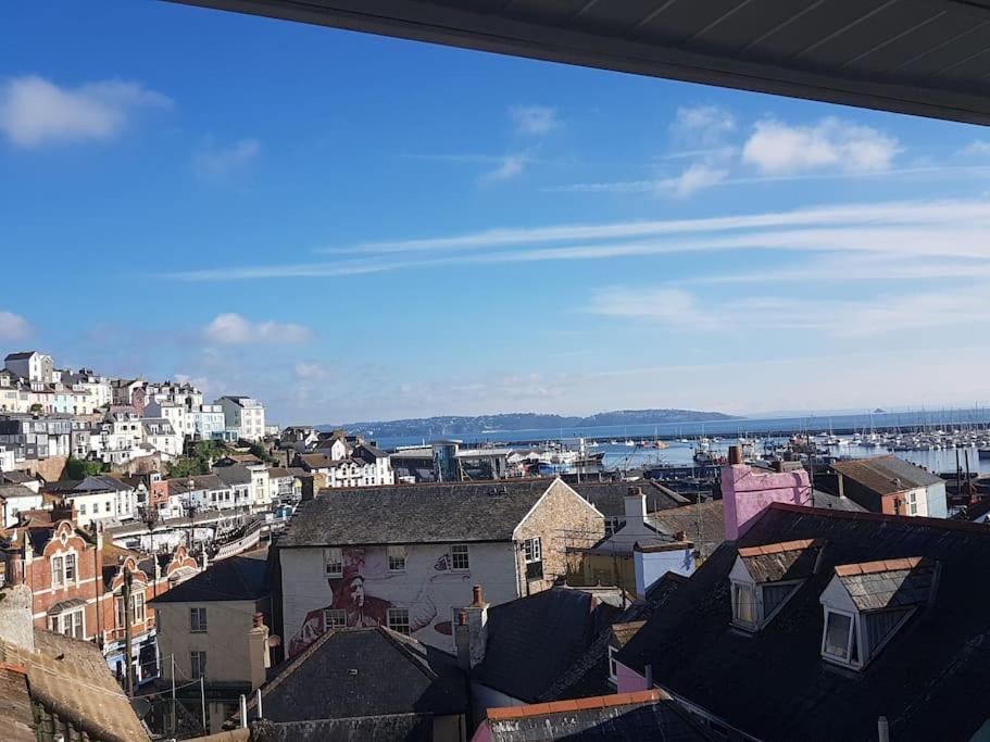 Stunning Penthouse Views To Harbour With Parking. Apartamento Brixham Exterior foto