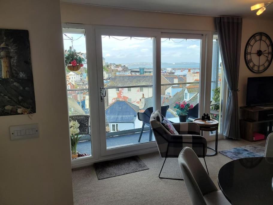 Stunning Penthouse Views To Harbour With Parking. Apartamento Brixham Exterior foto